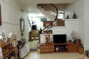 Cần bán nhà riêng 6 phòng ngủ tại Liễu Giai, Quận Ba Đình, Hà Nội