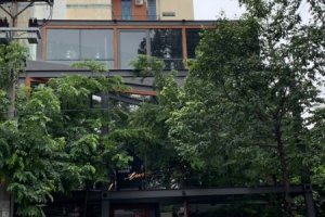 Cho thuê nhà phố 2 phòng ngủ tại Bến Nghé, Quận 1, Hồ Chí Minh