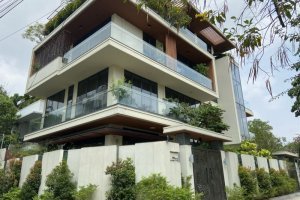 5 Bedroom Villa for sale in Tan Hung, Ho Chi Minh