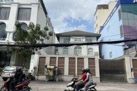 Cần bán villa 2 phòng ngủ tại Phường 6, Quận 3, Hồ Chí Minh