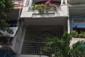 Cần bán nhà phố 2 phòng ngủ tại Quận Tân Bình, Hồ Chí Minh