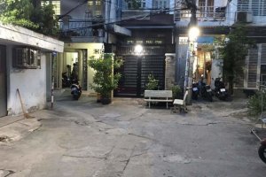 Townhouse for sale in Phuong 14, Ho Chi Minh