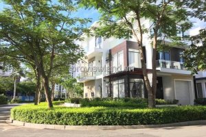4 Bedroom Villa for sale in Phu Huu, Ho Chi Minh