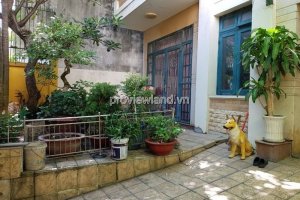4 Bedroom Townhouse for sale in Phuong 24, Ho Chi Minh