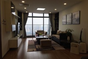Cho thuê căn hộ chung cư 3 phòng ngủ tại Dịch Vọng, Quận Cầu Giấy, Hà Nội