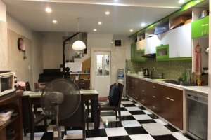 Cần bán nhà phố 5 phòng ngủ tại Quận 3, Hồ Chí Minh