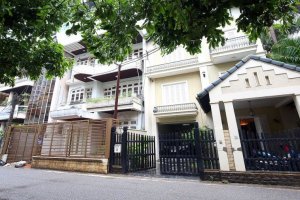 Cho thuê villa 5 phòng ngủ tại Quận Tây Hồ, Hà Nội