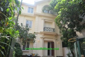 4 Bedroom Villa for rent in Quang An, Ha Noi