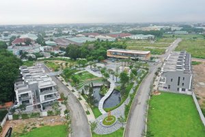 Cần bán nhà phố 4 phòng ngủ tại Thuận Giao, Thuận An, Bình Dương