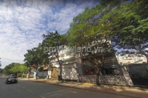 Cho thuê nhà phố 5 phòng ngủ tại Quận 2, Hồ Chí Minh