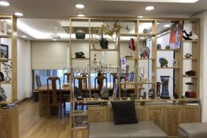 Cho thuê nhà đất thương mại 4 phòng ngủ tại Quận 1, Hồ Chí Minh