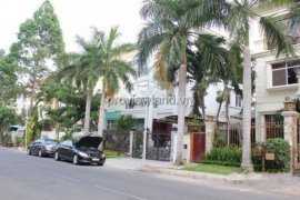 Cần bán villa 4 phòng ngủ tại Phường 6, Quận 3, Hồ Chí Minh