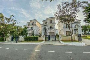 4 Bedroom Villa for sale in Hiep Phu, Ho Chi Minh