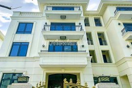 Cho thuê villa 4 phòng ngủ tại Vinhomes Golden River, Quận 1, Hồ Chí Minh
