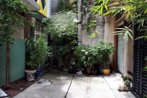 Cần bán nhà phố 1 phòng ngủ tại Cầu Ông Lãnh, Quận 1, Hồ Chí Minh