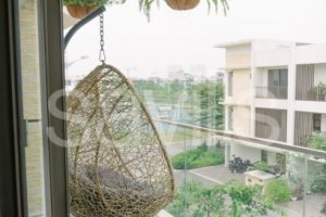 Cần bán nhà phố 4 phòng ngủ tại Quận Long Biên, Hà Nội