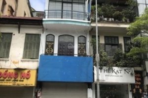 Cho thuê nhà phố 3 phòng ngủ tại Khương Thượng, Quận Đống Đa, Hà Nội