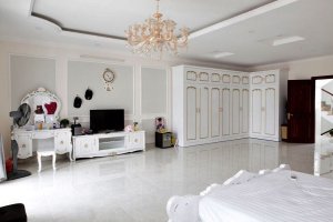 5 Bedroom Townhouse for sale in Phuong 9, Ho Chi Minh