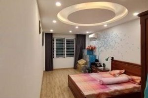 3 Bedroom House for sale in Thuy Khue, Ha Noi