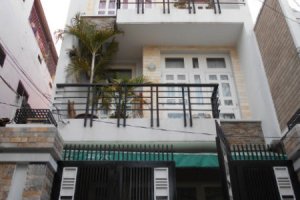 Townhouse for sale in Phuong 3, Ho Chi Minh